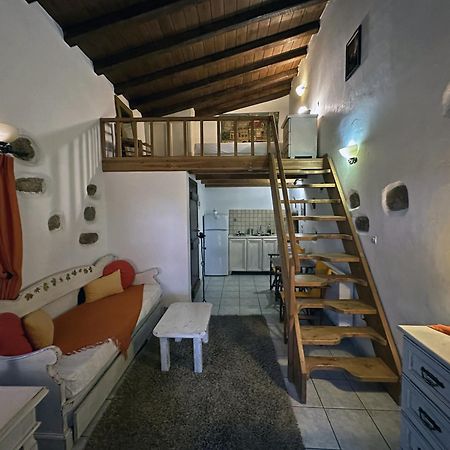 Porfyrousa Traditional Hotel Milopotamos  Bagian luar foto