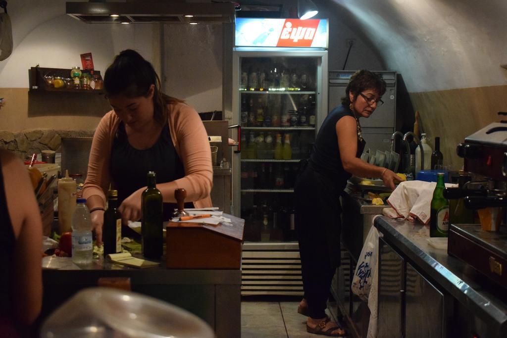 Porfyrousa Traditional Hotel Milopotamos  Bagian luar foto