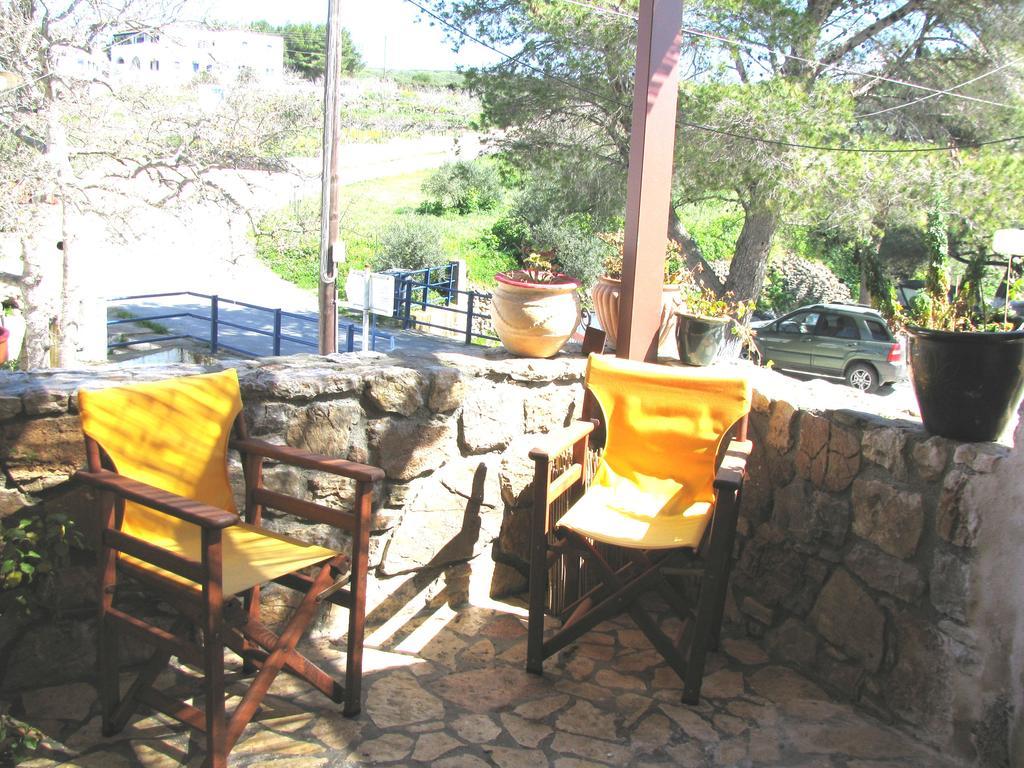 Porfyrousa Traditional Hotel Milopotamos  Bagian luar foto