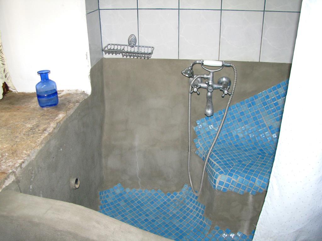 Porfyrousa Traditional Hotel Milopotamos  Bagian luar foto